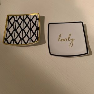 Mara Mi trinket trays New in box